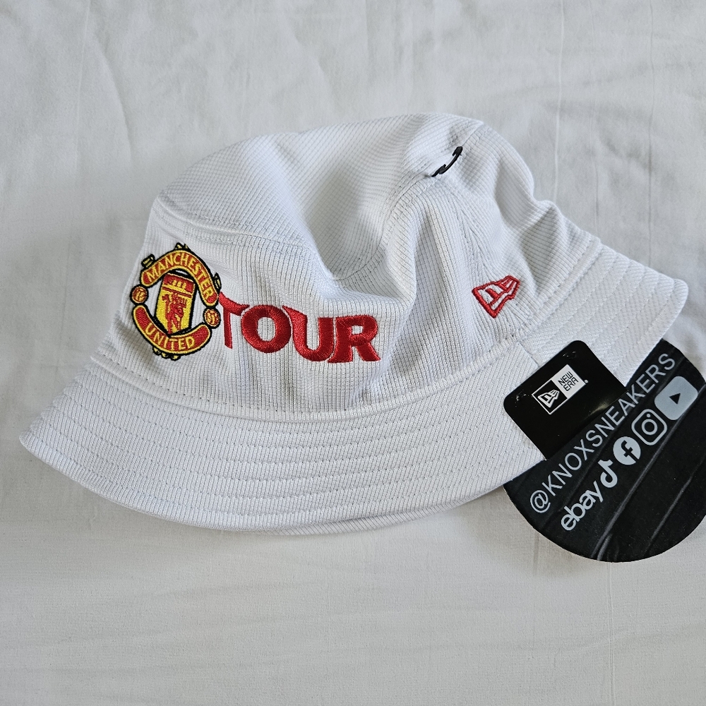 New Era Manchester United Tour Bucket Hat White Size Large/XLarge